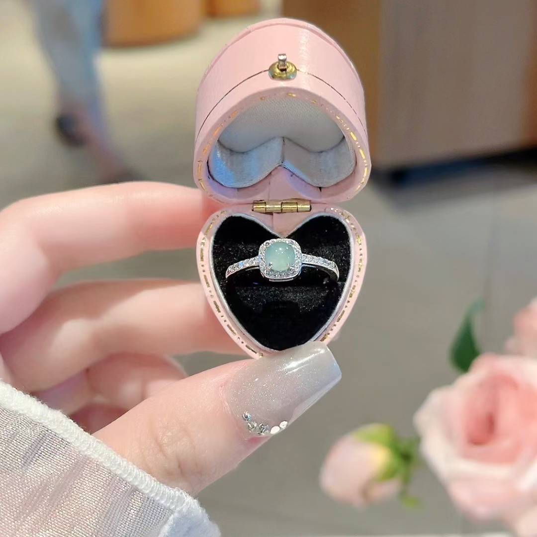 925 Silver, Jadeite, Artificial Diamonds | 💎 I’m absolutely captivated by the beauty of this jadeite ring collection!