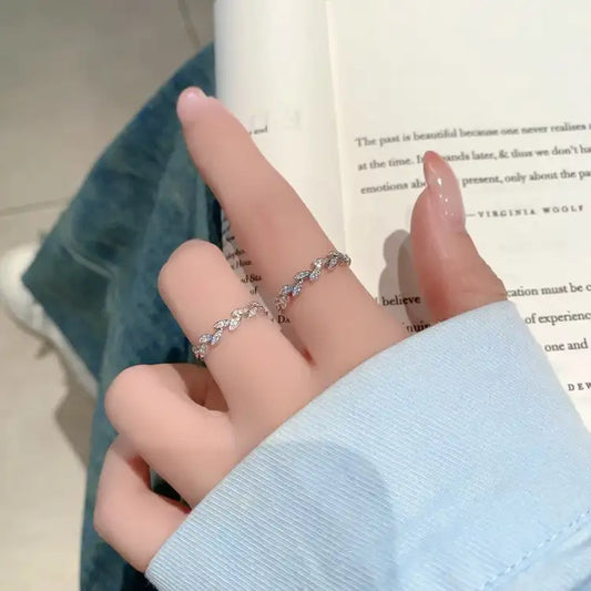 925 Silver, Artificial Diamonds | 💍 Such a fresh little flower ring